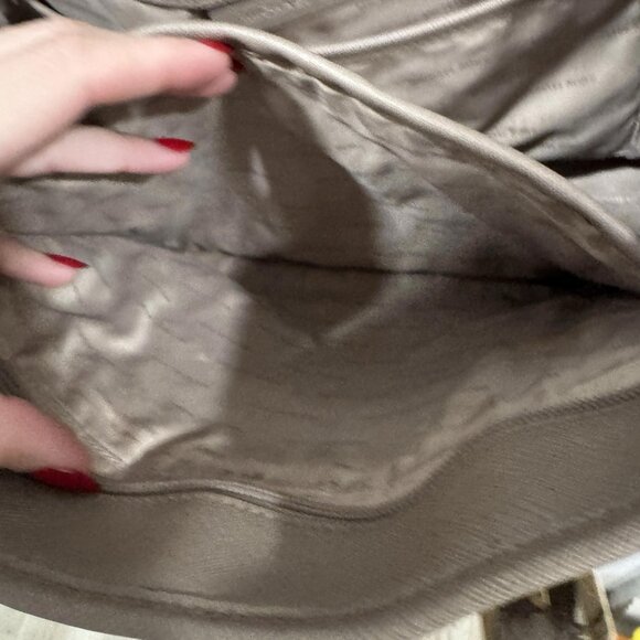 MICHAEL KORS Taupe Leather Jet‎ Set Tote Bag Purse Vacation Brunch Spring Summer - Picture 7 of 15